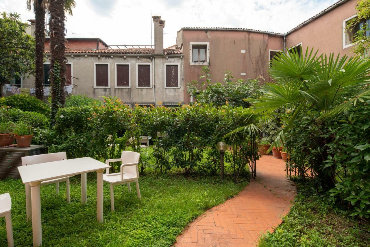 Garden apartment Venetië Buitenkant foto
