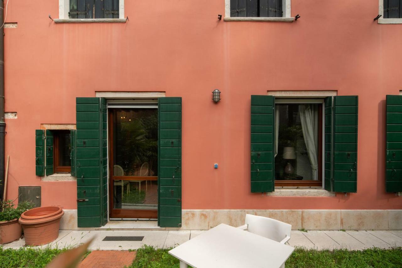 Garden apartment Venetië Buitenkant foto